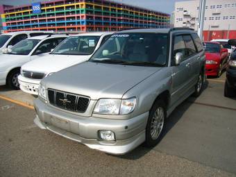 2000 Subaru Forester Images