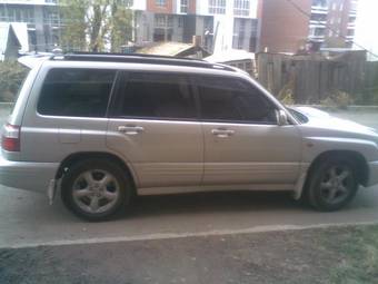 2000 Subaru Forester Pictures