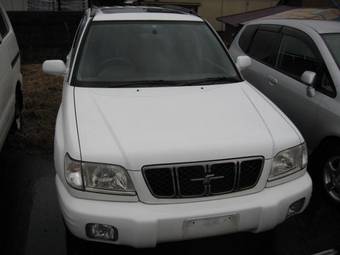 2000 Subaru Forester Images