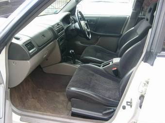 2000 Subaru Forester Images