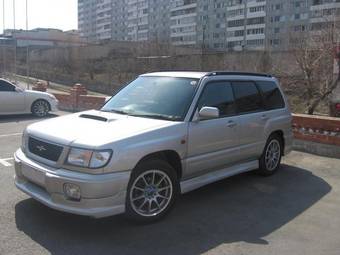 2000 Subaru Forester Photos