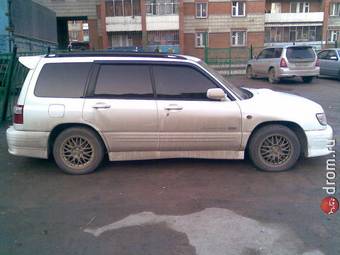 2000 Subaru Forester Pictures