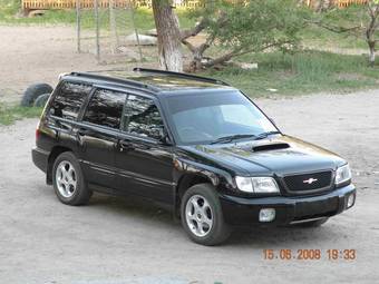 2000 Subaru Forester Photos