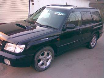 2000 Subaru Forester Photos