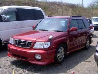 2000 Subaru Forester Pictures