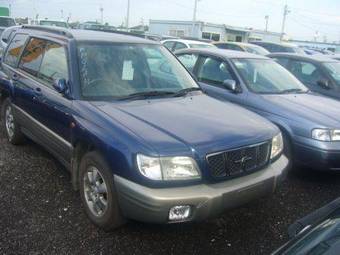2000 Subaru Forester Photos