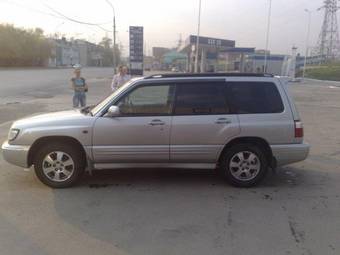 2000 Subaru Forester Pictures