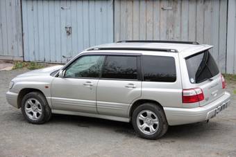 2000 Subaru Forester Photos