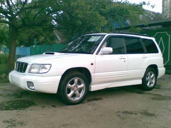 2000 Subaru Forester Photos