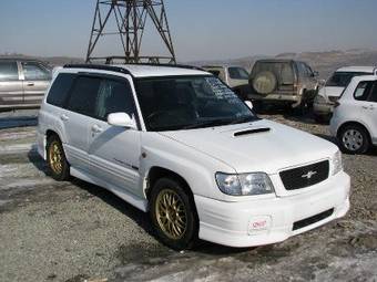 2000 Subaru Forester Pictures