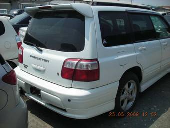 2000 Subaru Forester Photos