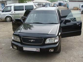 2000 Subaru Forester Images