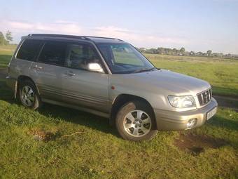 2000 Subaru Forester Pictures