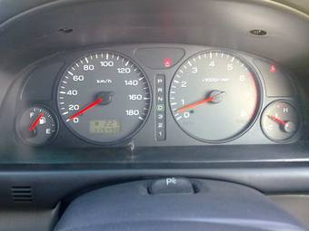2000 Subaru Forester Images