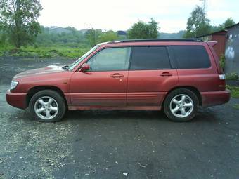 2000 Subaru Forester Pictures