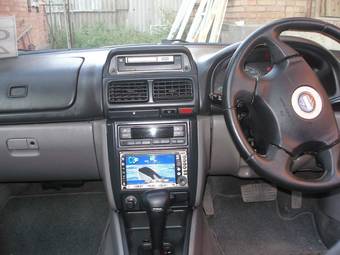 2000 Subaru Forester Photos