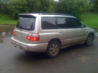 2000 Subaru Forester Pictures