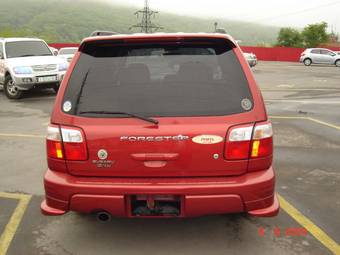 2000 Subaru Forester Pictures