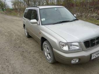 2000 Subaru Forester Pictures