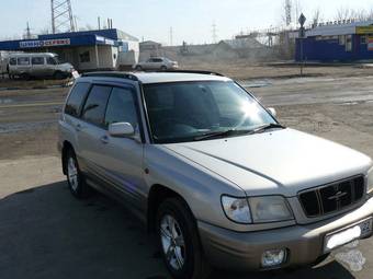 2000 Subaru Forester Pictures