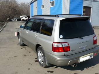 2000 Subaru Forester Photos