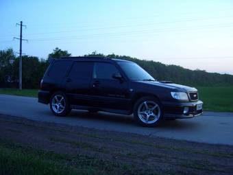 2000 Subaru Forester Pictures