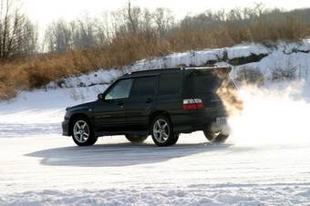 2000 Subaru Forester Photos