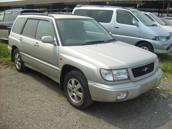 2000 Subaru Forester Pictures