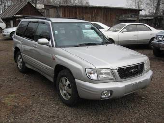 2000 Subaru Forester Photos