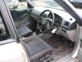 2000 Subaru Forester Pictures