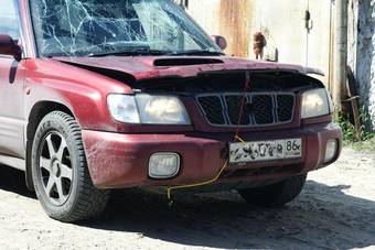 2000 Subaru Forester Photos