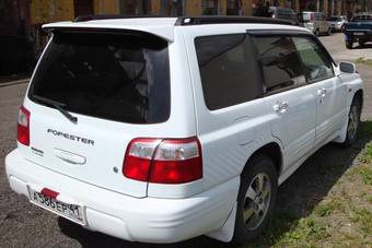 2000 Subaru Forester Pictures