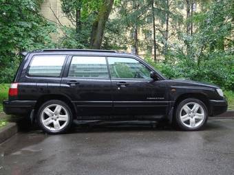 2000 Subaru Forester Pictures