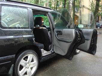2000 Subaru Forester Pictures