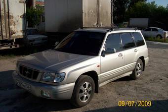 2000 Subaru Forester Pictures