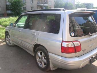 2000 Subaru Forester Photos