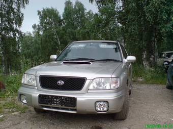 2000 Subaru Forester Pics