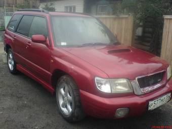 2000 Subaru Forester Photos