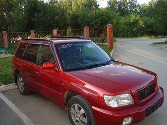 2000 Subaru Forester Photos