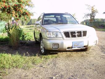 2000 Subaru Forester Photos