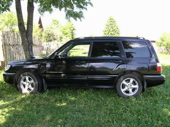 2000 Subaru Forester Photos