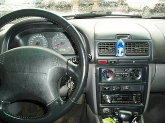 2000 Subaru Forester Images