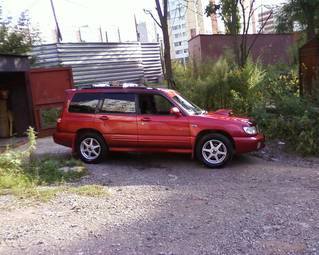 2000 Subaru Forester Pictures