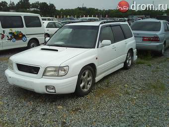 2000 Subaru Forester Photos