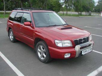 2000 Subaru Forester Pictures