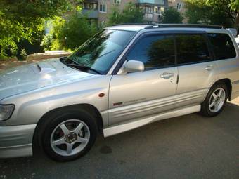 2000 Subaru Forester Images