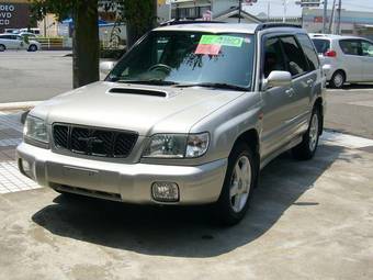 2000 Subaru Forester Photos