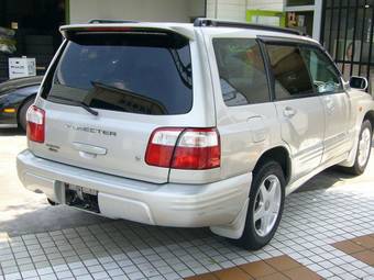 2000 Subaru Forester Pictures