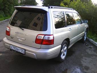 2000 Subaru Forester Photos