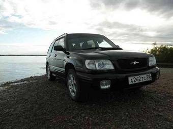 2000 Subaru Forester Pictures
